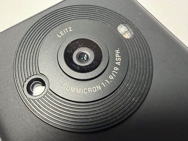 Aquos R8 pro SoftBank 256gb sim�ե꡼