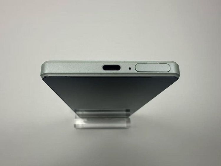 SONY Xperia 1 IV docomo �������ۥ磻��