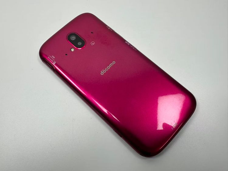 ���� NTT docomo �餯�餯���ޡ��ȥե��� F-52B �ԥ�