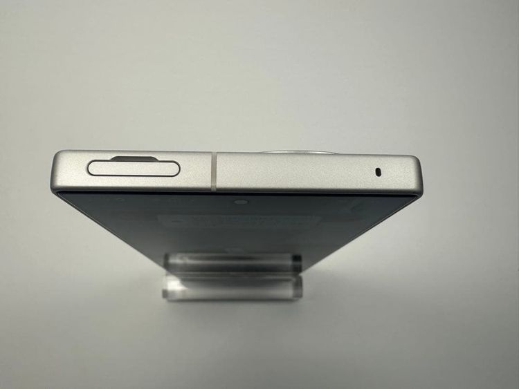 Aquos R9 docomo SH-51E �ۥ磻��