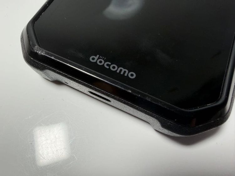 NTTdocomo Dura Force ������ KY-51D