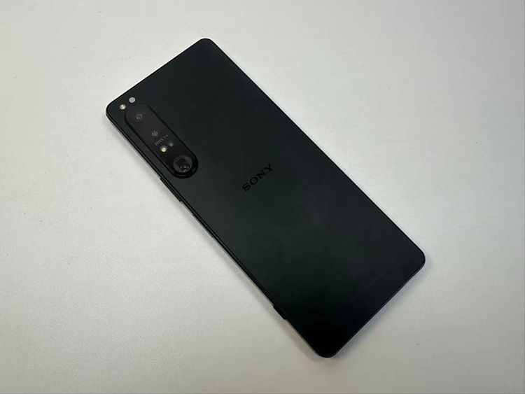 �������� SONY Xperia 1 IV docomo so-51c ��