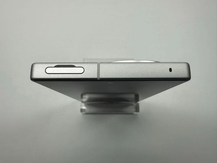 ����Ʊ�� Aquos R9 SoftBank SIM�ե꡼ 256GB �ۥ磻��