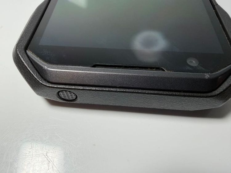 ������ TORQUE G06 KYG03 au 128gb �֥�å�