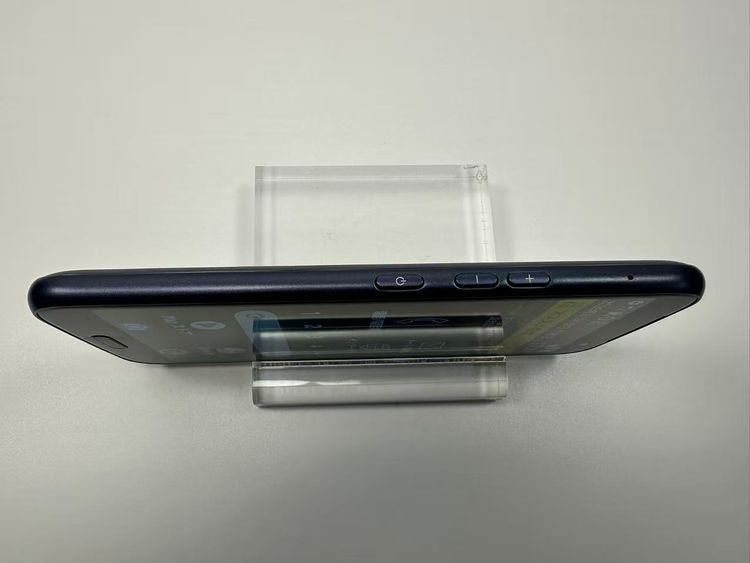 ������ NTT docomo �餯�餯���ޡ��ȥե��� F-53E �ͥ��ӡ�