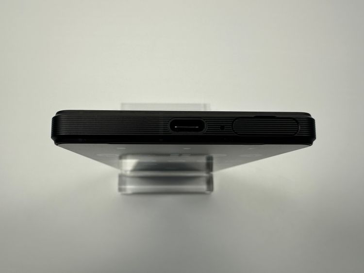��������ɬ�ɡ����Ѷ����� SONY Xperia 1 V docomo�� 256GB �֥�å�