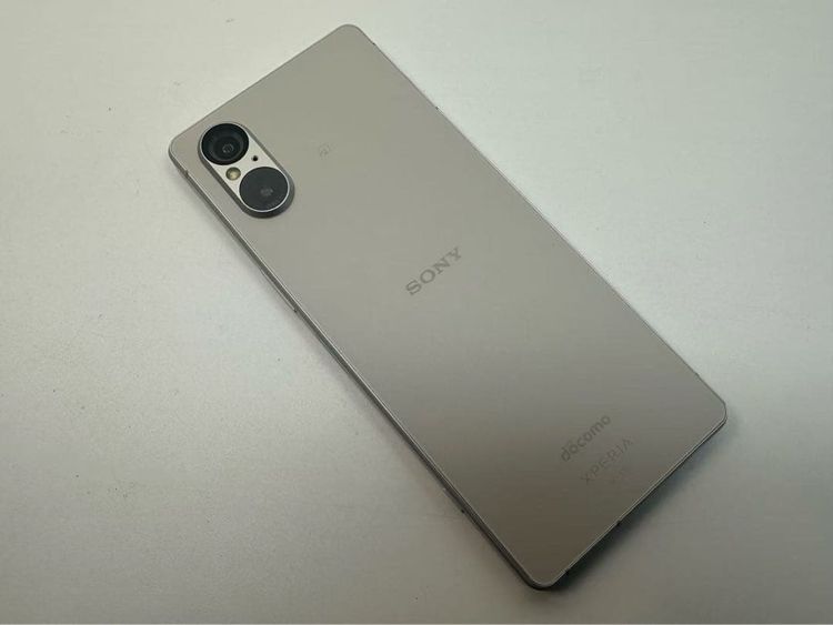 ���� SONY Xperia 5 V docomo ����С� �������ɤʤ�
