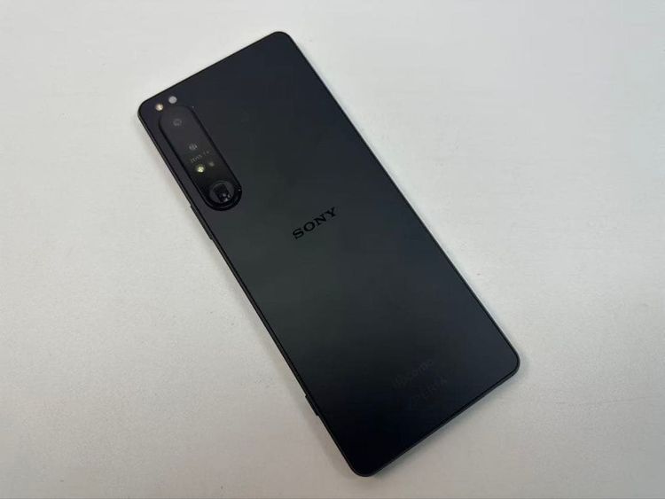 �������� SONY Xperia 1 IV docomo so-51c ��