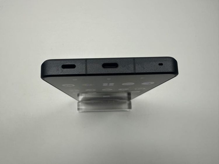 �������� Aquos R8 pro docomo 256GB SIM�ե꡼