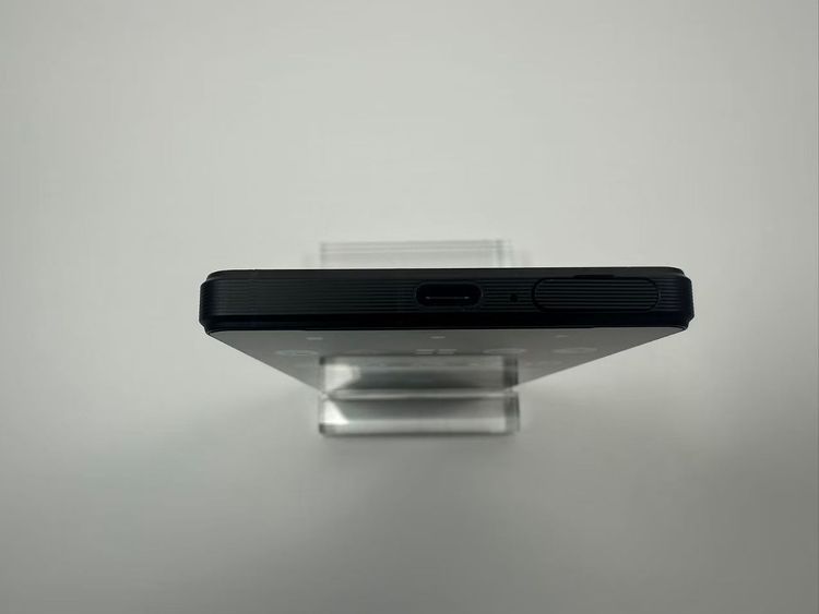 ��������ɬ�ɡ����Ѷ����� SONY Xperia 1 V docomo�� 256GB �֥�å�