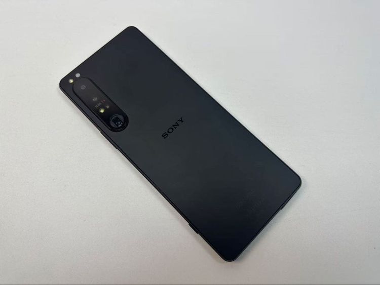 �������� SONY Xperia 1 IV docomo so-51c ��