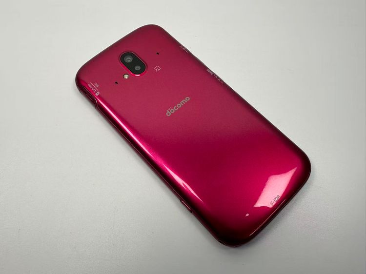 ���� NTT docomo �餯�餯���ޡ��ȥե��� F-52B �ԥ�