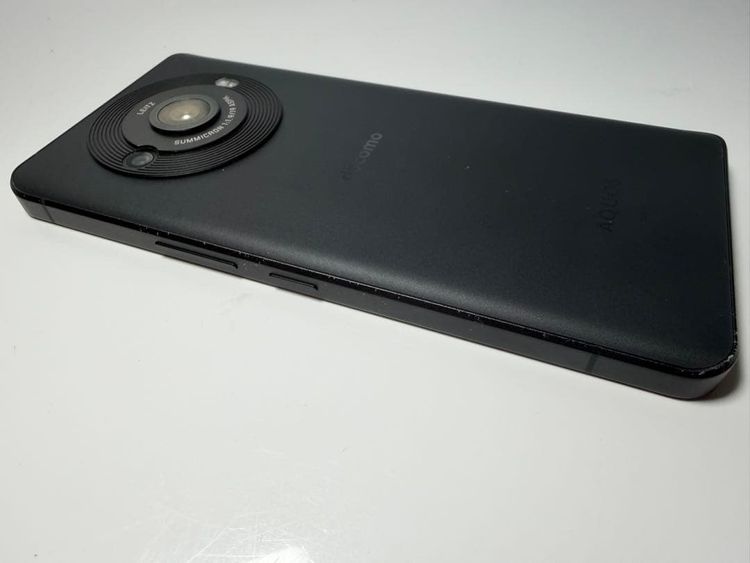 Aquos R8 pro docomo 256gb �֥�å�