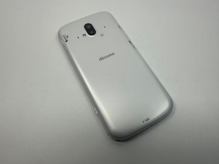 NTT docomo 餯餯ޡȥե F-52B ۥ磻