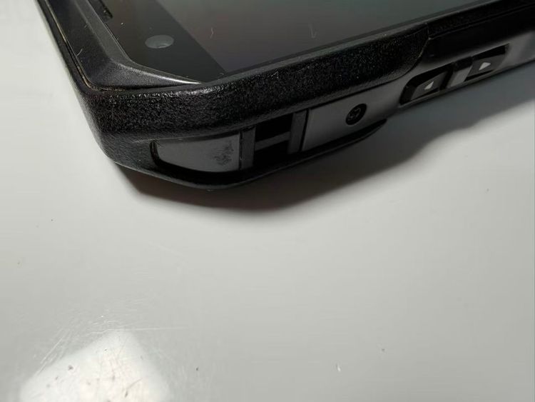 ������ TORQUE G06 KYG03 au 128gb �֥�å�