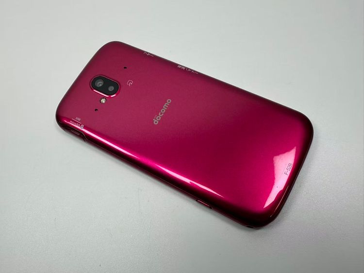 ���� NTT docomo �餯�餯���ޡ��ȥե��� F-52B �ԥ�