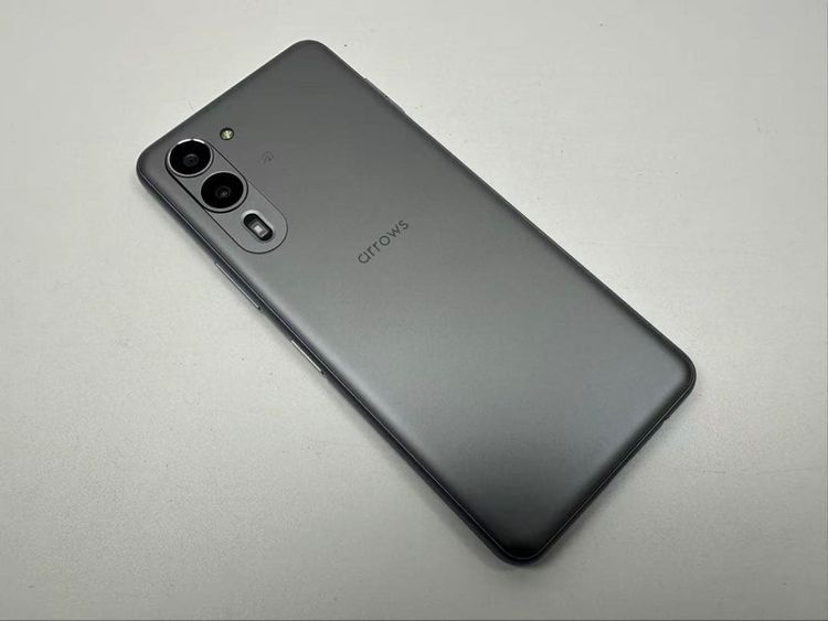 ���� Arrows We2 Plus F-51E 256GB ���쥤