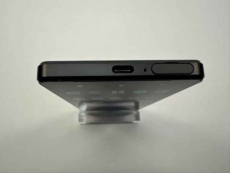 �������� SONY Xperia 1 IV docomo so-51c ��