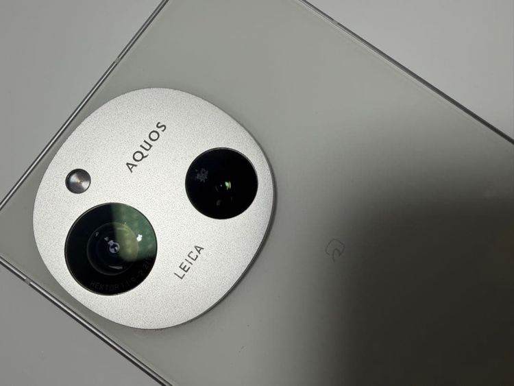 ���� Aquos R9 SoftBank SIM�ե꡼ 256GB �ۥ磻��
