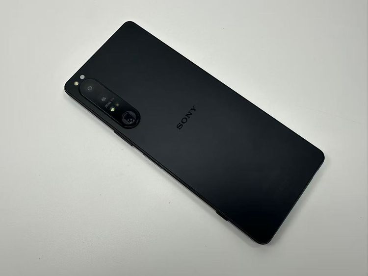 �������� SONY Xperia 1 IV docomo so-51c ��