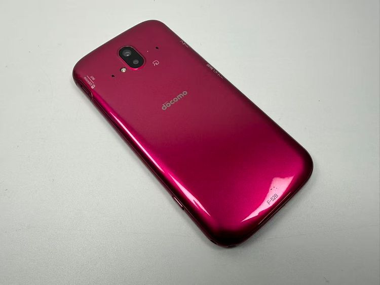 NTT docomo �餯�餯���ޡ��ȥե��� F-52B �ԥ�