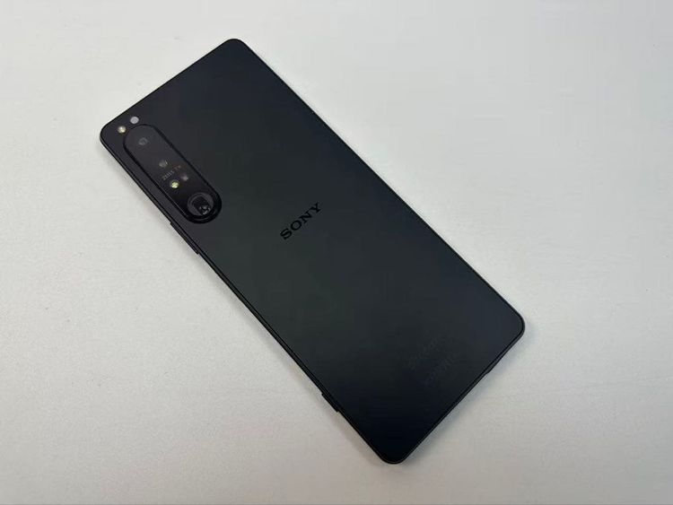 �������� SONY Xperia 1 IV docomo so-51c ��