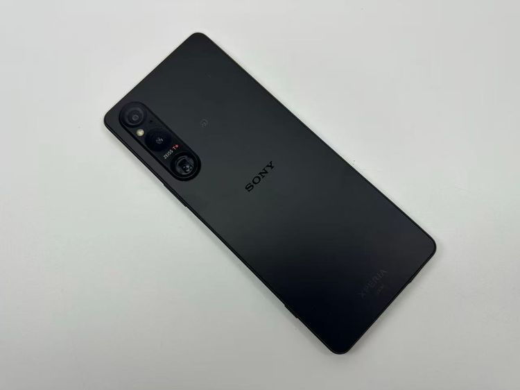 ��������ɬ�ɡ�SONY Xperia 1 V au�� 256GB �֥�å�
