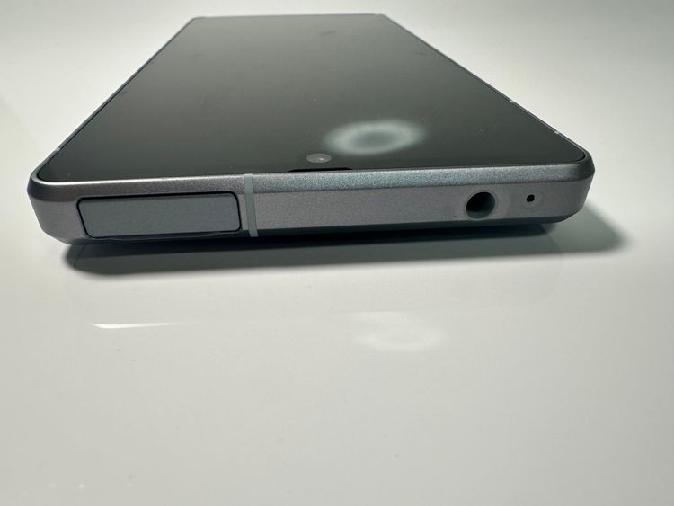 Aquos R8 SH-52D 256GB SIMե꡼