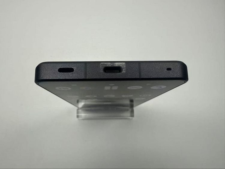 Aquos R8 pro docomo 256gb sim�ե꡼ ��