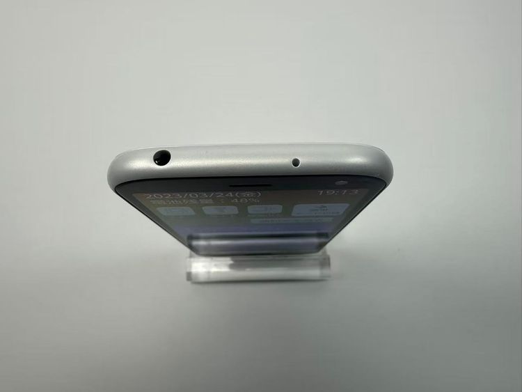 NTT docomo �餯�餯���ޡ��ȥե��� F-52B �ۥ磻��