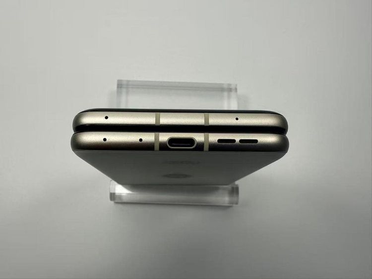 ����Ʊ�� motorola razr 50d M-51E docomo�� ������