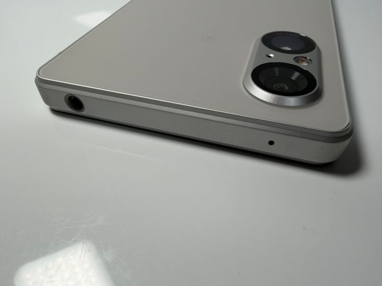 ���� SONY Xperia 5 V docomo so-53d