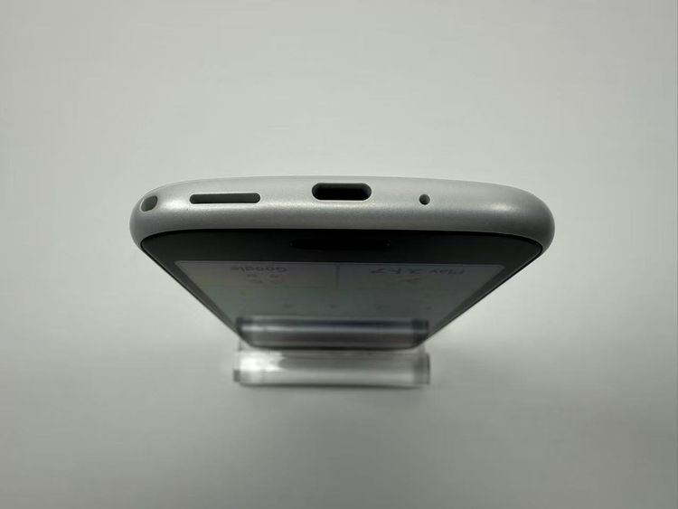 NTT docomo �餯�餯���ޡ��ȥե��� F-52B �ۥ磻��