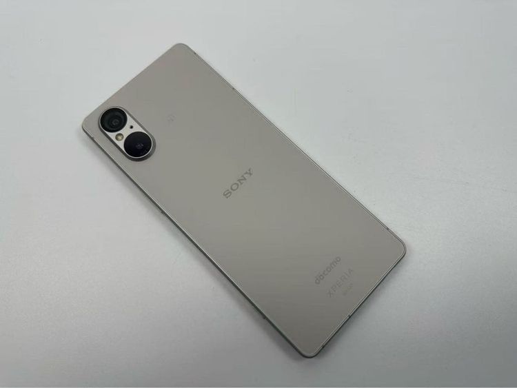 ���� SONY Xperia 5 V docomo ����С� �������ɤʤ�