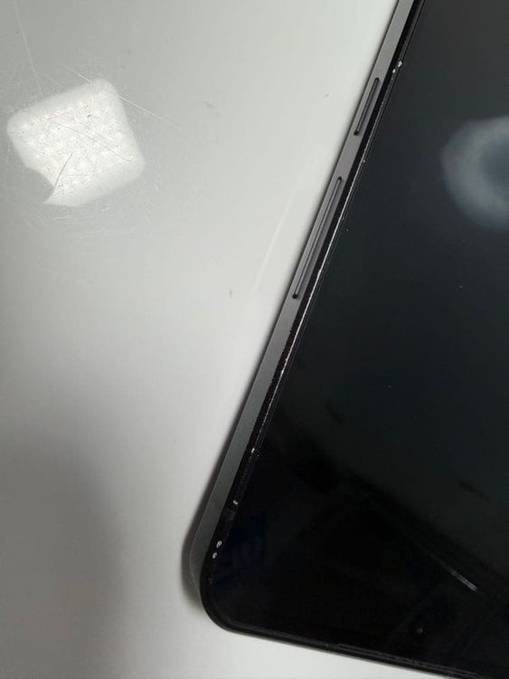 Aquos R8 pro docomo 256GB �֥�å�