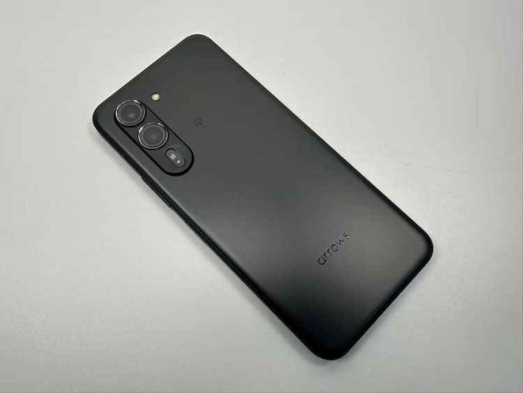 ����Ʊ�� Arrows Alpha F-51F 512GB docomo��