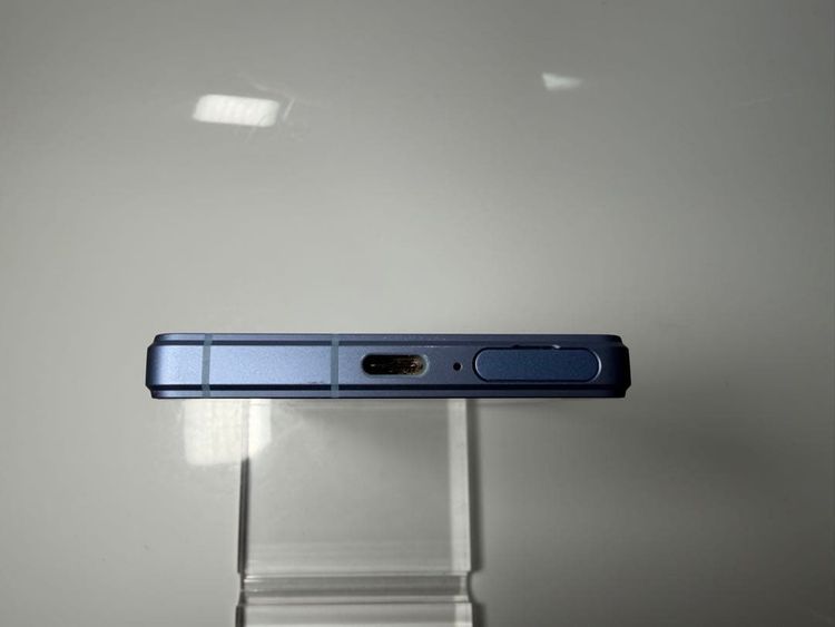 �������� SONY Xperia 5 V docomo so-53d �֥롼