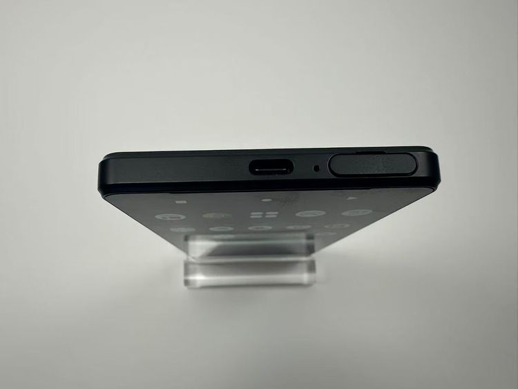 �������� SONY Xperia 1 IV docomo so-51c ��