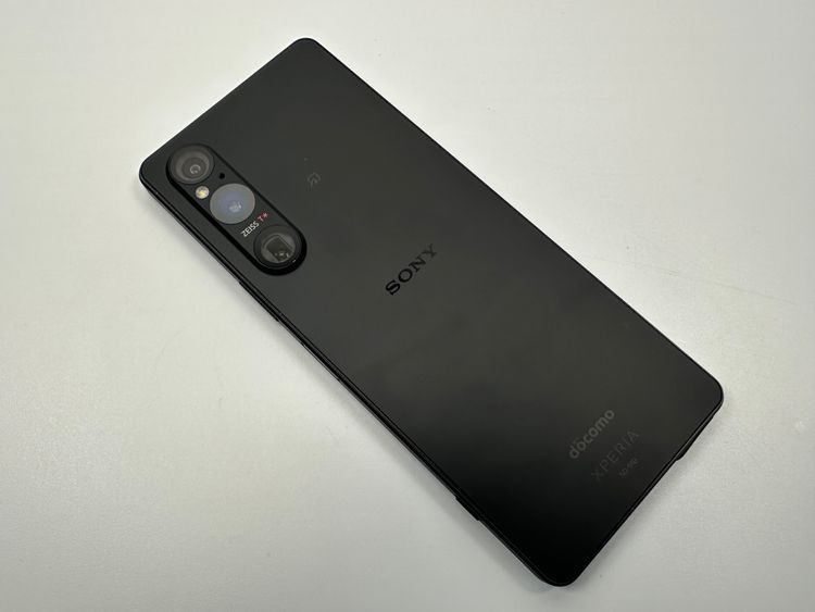 ��������ɬ�ɡ����Ѷ����� SONY Xperia 1 V docomo�� 256GB �֥�å�