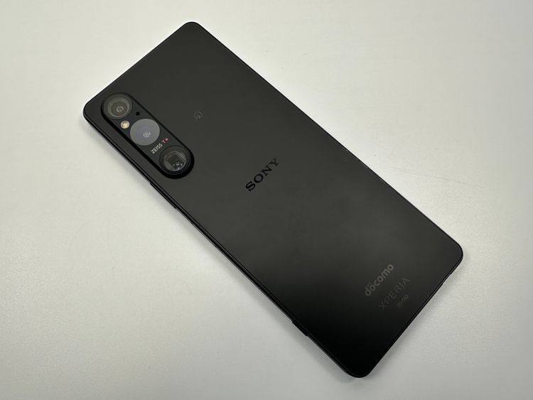 ��������ɬ�ɡ��������� SONY Xperia 1 V docomo�� 256GB �֥�å�