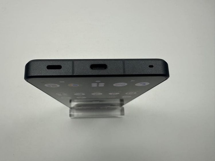 ���� Aquos R8 pro docomo 256gb �������ɤʤ�