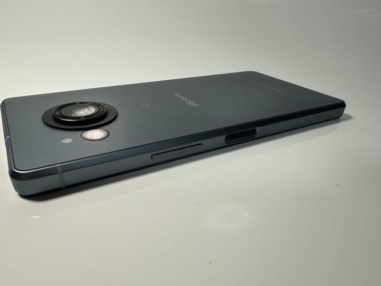 Aquos R8 SH-52D 256GB SIMե꡼ ֡
