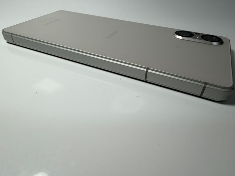 ���� SONY Xperia 5 V docomo so-53d