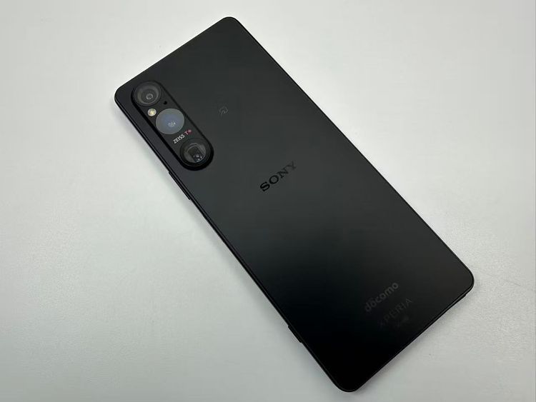 ��������ɬ�ɡ��������� SONY Xperia 1 V docomo�� 256GB �֥�å�