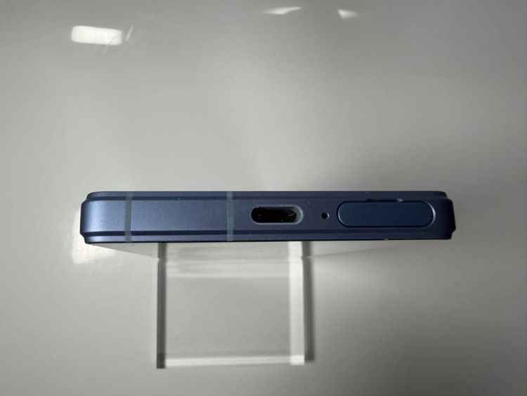 �������� SONY Xperia 5 V docomo so-53d �֥롼