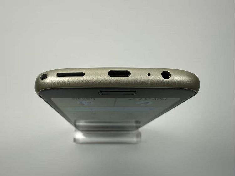 ������ NTT docomo �餯�餯���ޡ��ȥե��� F-53E �������