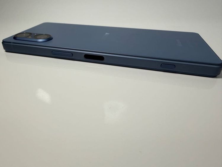 SONY Xperia 5 V docomo so-53d �֥롼