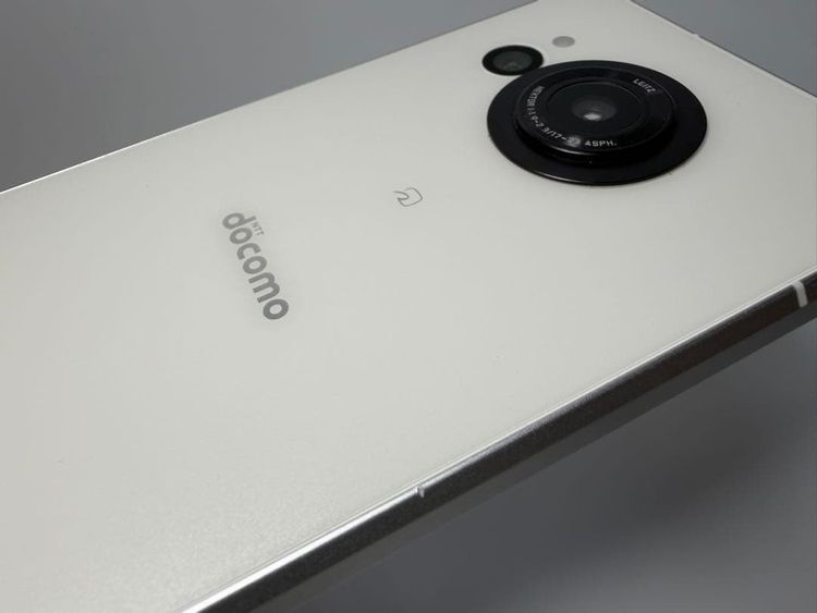 Aquos R8 docomo 256GB SIMե꡼ ꡼