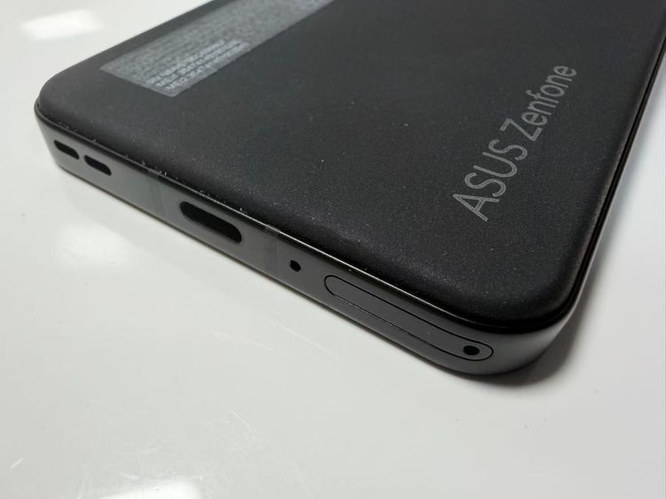 ASUS Zenfone 9 グローバル版 SIMフリー 8GB/128GB