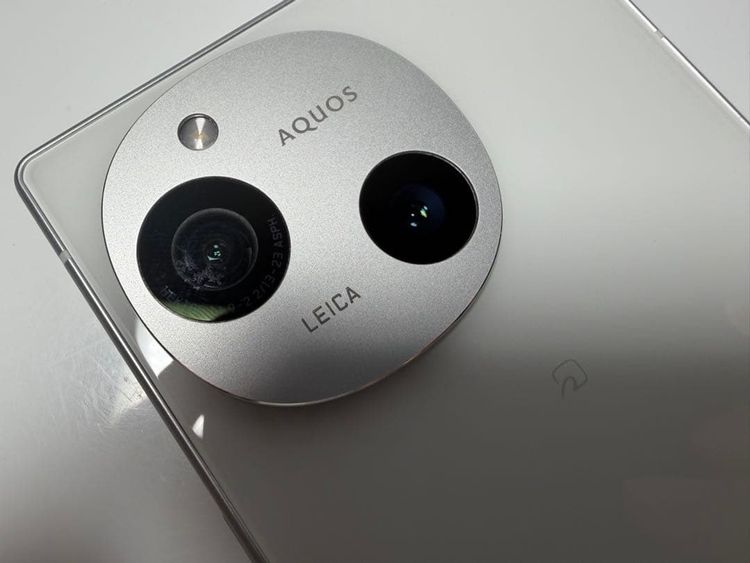 ���� Aquos R9 SoftBank SIM�ե꡼ 256GB �ۥ磻��